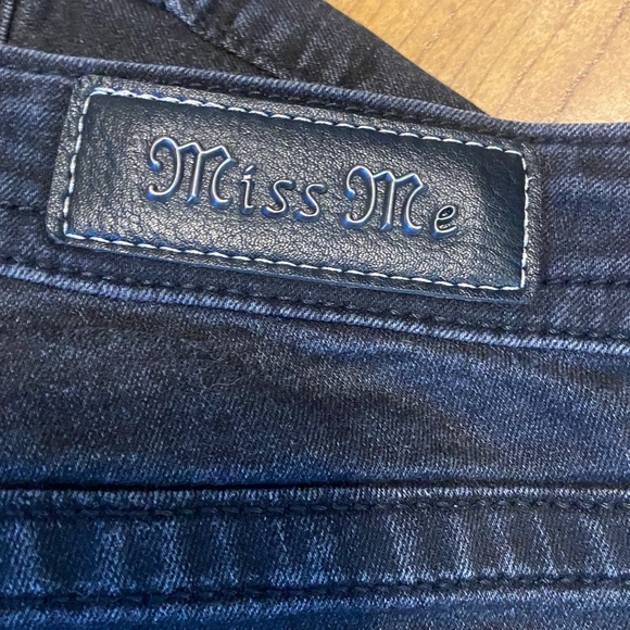 Miss me mid rise ankle Skinny Jeans with Zipper Details - Picture 5 of 7